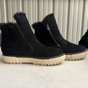 True comfort, 8.5, black and tan